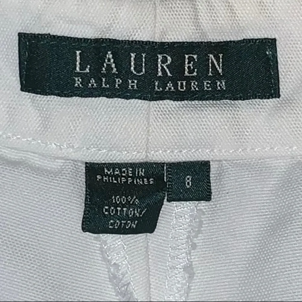 Lauren Ralph Lauren White Women's Casual Shorts with Silver Buckle